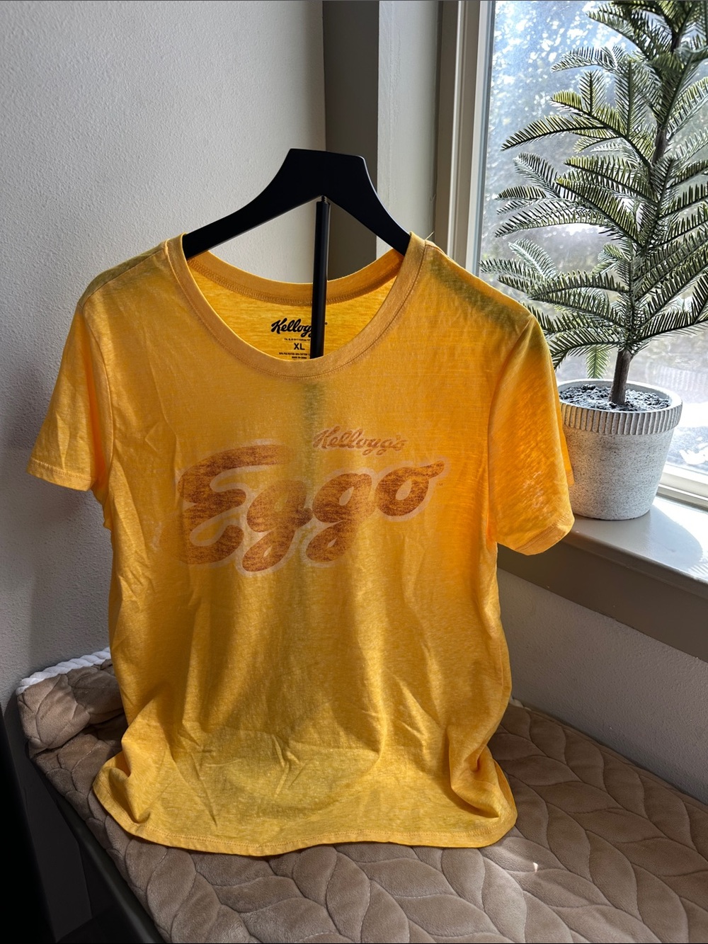 Kellogg's Eggo Women's Short Sleeve Tee in Yellow